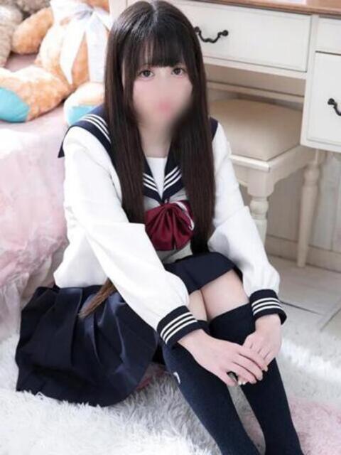 みみ 新宿・本格コスプレ素人アイドル学園イメクラ「新入生」(デリヘル)