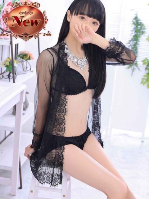 はな 脱がされたい人妻 越谷店（人妻系デリヘル）