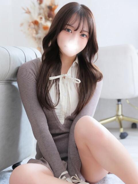 ゆあ★興奮必至！超ド変態OL★ Bell～S級美女お姉様・人妻デリヘル～（デリヘル）