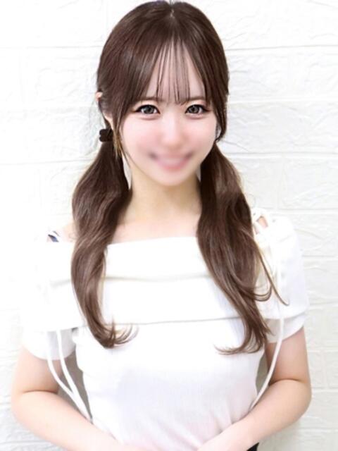 めい 見学娘(オナクラ・手コキ)