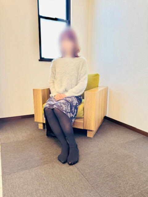 由佳子(ゆかこ) おもてなし婦人(人妻系デリヘル)