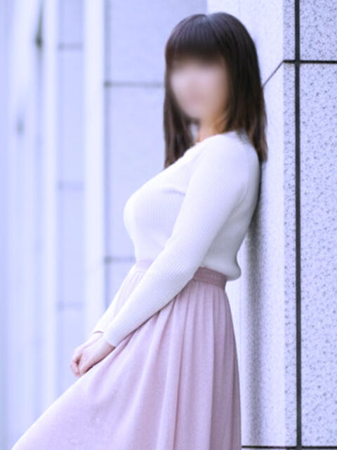 りみ ミセスラウンジ東京（人妻系デリヘル）