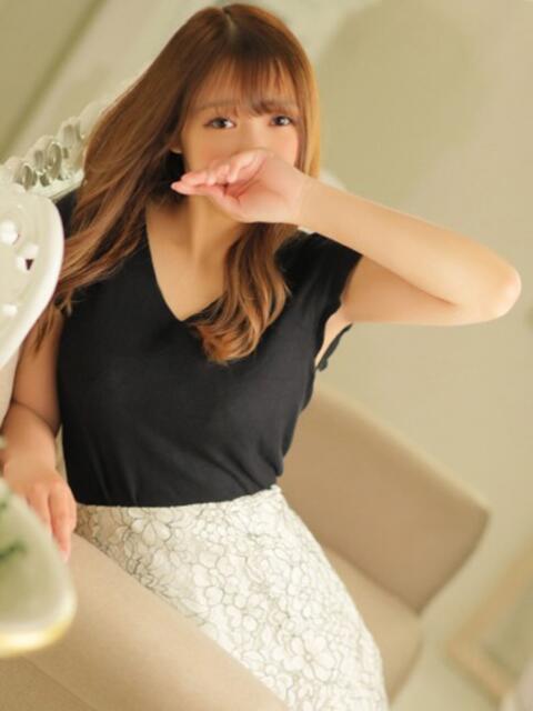 天乃 みう 亭主関白日本橋店（人妻系ホテヘル）