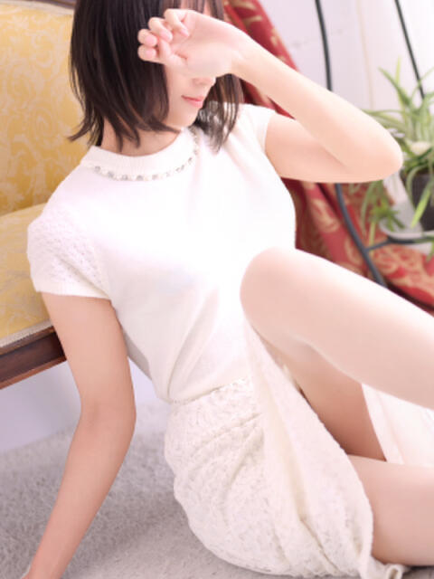 すずね 横浜人妻セレブリティ（ユメオト）（人妻系デリヘル）