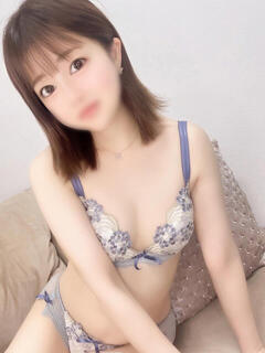 ゆみ☆絶対的彼女感 Hills Premier（中央街/デリヘル）