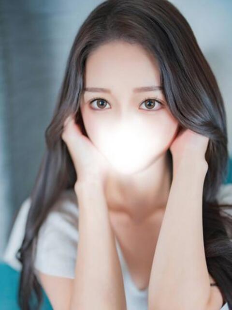 なつは☆衝撃！小悪魔美女入店 Hills Premier（デリヘル）