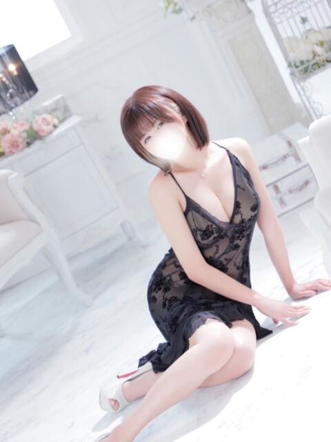 ちか ぽっちゃり巨乳素人専門店ぷにめろ西船橋店(ぽっちゃり系デリヘル)