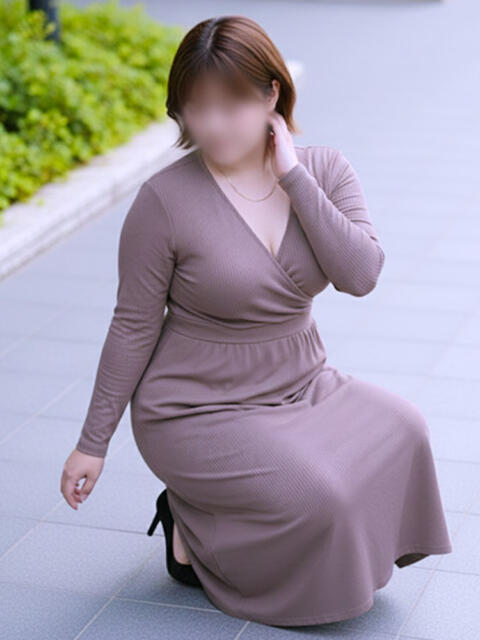胡桃 ミセスラウンジ東京（人妻系デリヘル）