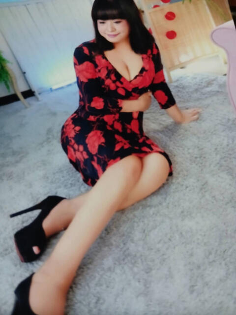 吉永 鶯うぐ（人妻系熟女デリヘル）