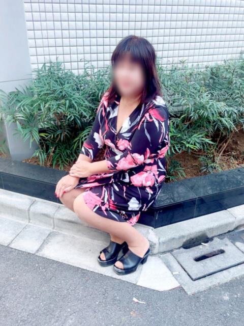 吉永 鶯うぐ（人妻系熟女デリヘル）
