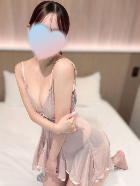 小笠原れい First Class（【非風俗】メンズエステ）