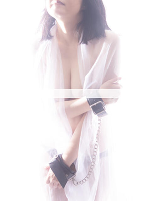 しおり 渋谷ハーモニー(会員制SMクラブ)