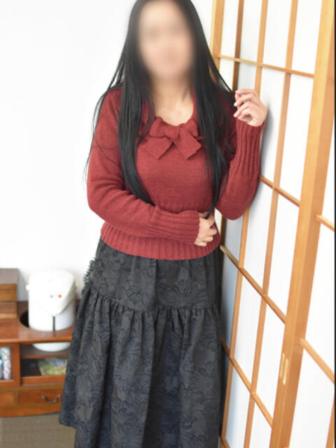 めぐ(昭和47年生まれ) 熟年カップル名古屋~生電話からの営み~(人妻・熟女デリヘル)