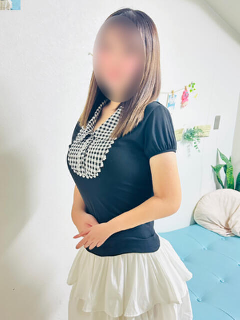 しおり かりんと池袋（オナクラ）