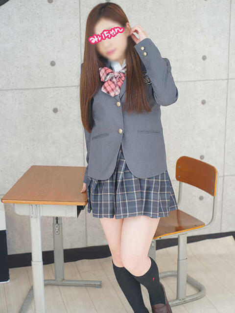 みいちゃん 横浜オナクラ 横浜JKプレイ(待ち合わせ型オナクラ)