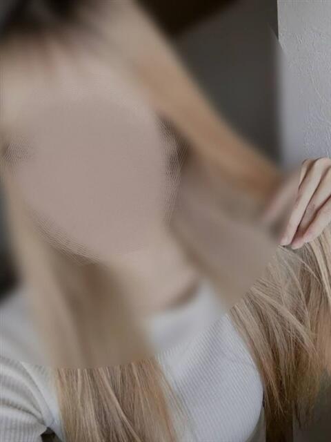 あゆ【業界未経験18歳】 中・西讃 ヴィーナス（デリヘル）