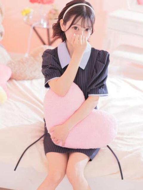 【ひなみ】大きな瞳のミニマム娘☆ SAPPORO ばつぐんnet(デリヘル)