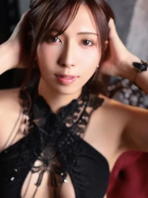 【ﾆｭｰﾊｰﾌ】えりな ５Letters〜ファイブレターズ〜（デリヘル）