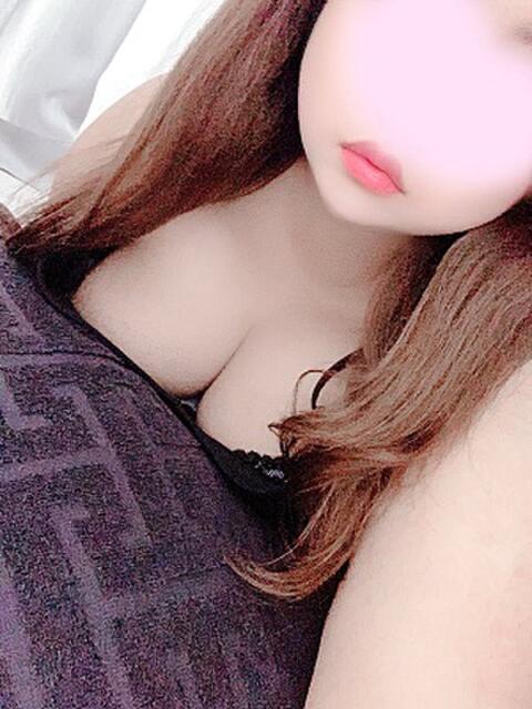 ひな(スパンキング大歓迎) ぽっちゃり女神 あぷろでぃーて（デリヘル）