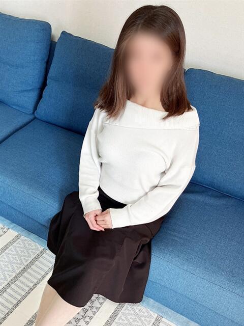 美山 蛍 昼妻夜 滋賀店（駅待ち合わせ人妻デリヘル）