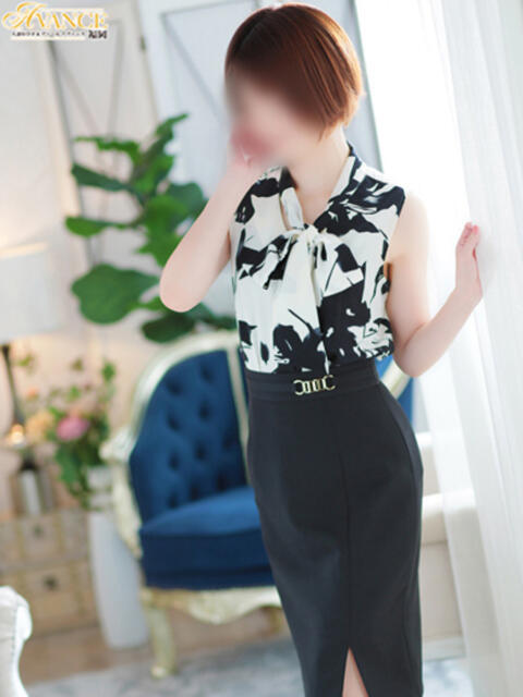 えりか AVANCE福岡(人妻系デリヘル)