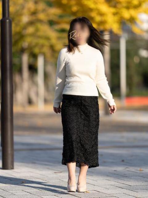 りん 40代からのリアル鹿児島美熟女 REBORN リボン(人妻デリヘル)