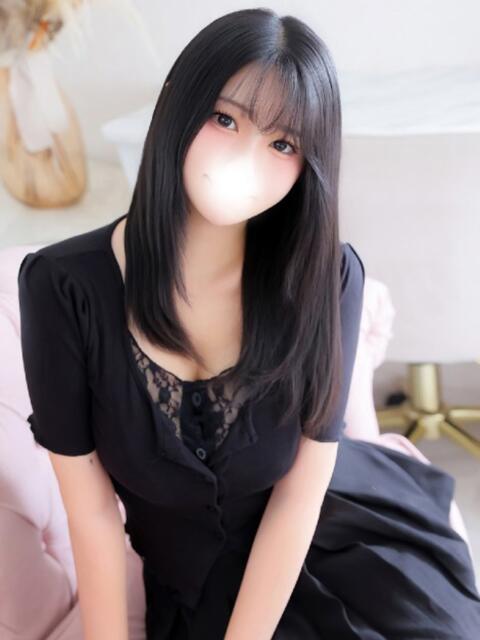 しずか★伝説級の天然Ｉ乳美少女 Chloe錦糸町店 S級素人清楚系デリヘル（デリヘル）