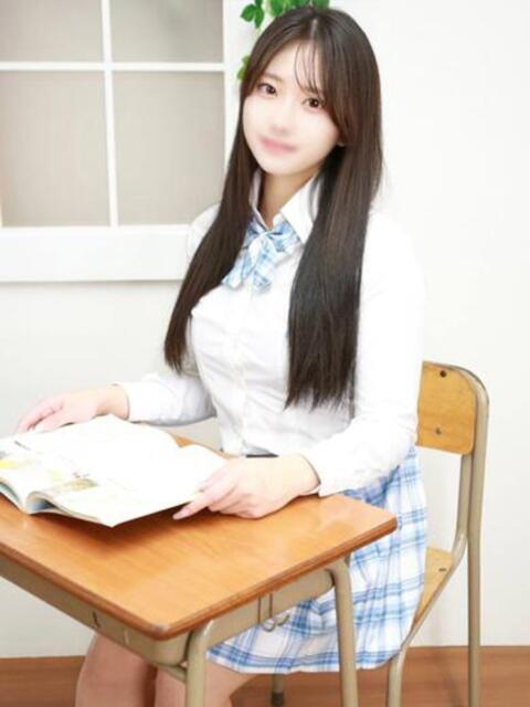 西村かすみ 池袋パラダイス(ホテヘル&デリヘル)