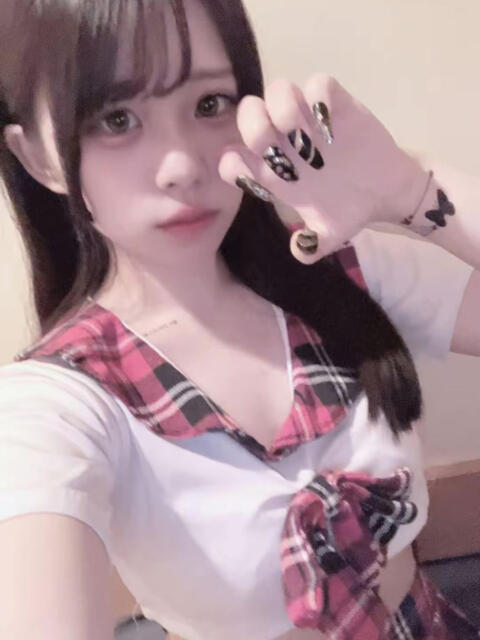 もも 山梨　風俗　デリヘル　 『ラブ＆ピース学園』（デリヘル）