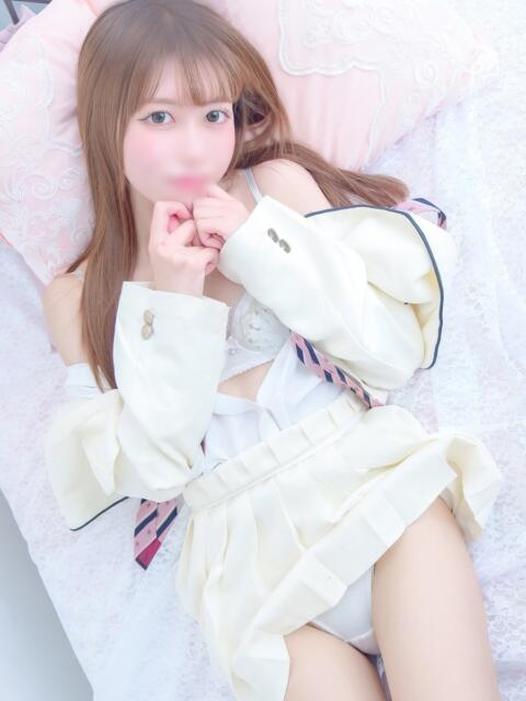 つばさ E+アイドルスクール新宿・歌舞伎町店（デリヘル）