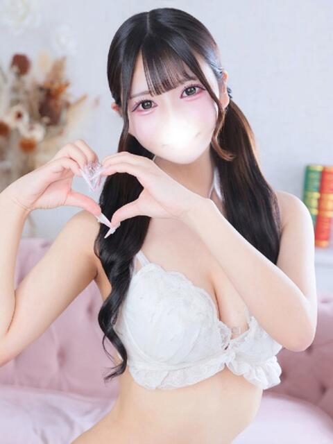 にこり★男性経験極浅の従順JD S級素人清楚系デリヘル chloe(デリヘル)