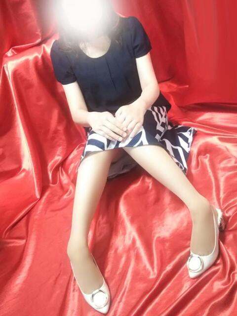 弥生 変態美熟女お貸しします。（待ち合わせ型熟女デリヘル）