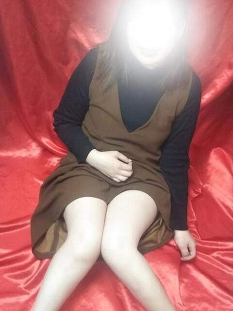 原田 変態美熟女お貸しします。（待ち合わせ型熟女デリヘル）