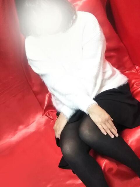 岡元 変態美熟女お貸しします。（待ち合わせ型熟女デリヘル）