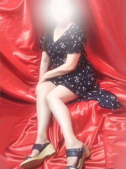 下田 変態美熟女お貸しします。（待ち合わせ型熟女デリヘル）