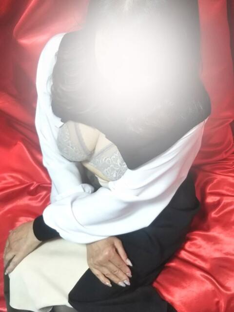 藍川 変態美熟女お貸しします。（待ち合わせ型熟女デリヘル）