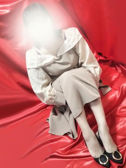 雨宮 変態美熟女お貸しします。（待ち合わせ型熟女デリヘル）