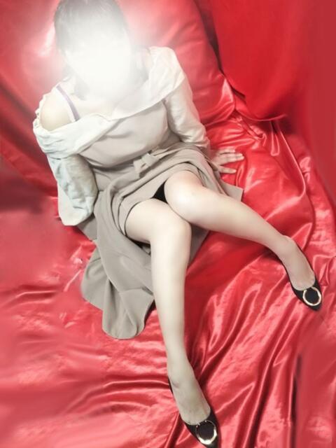 雨宮 変態美熟女お貸しします。（待ち合わせ型熟女デリヘル）