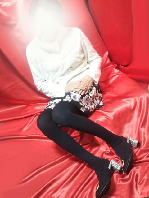 若村 変態美熟女お貸しします。（待ち合わせ型熟女デリヘル）