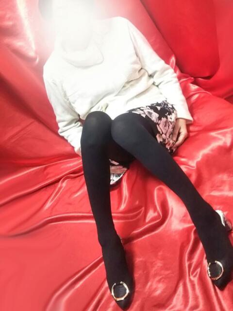 若村 変態美熟女お貸しします。（待ち合わせ型熟女デリヘル）