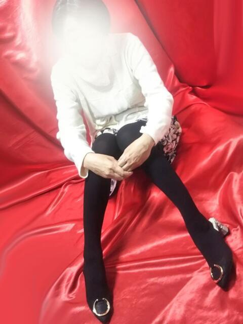 若村 変態美熟女お貸しします。（待ち合わせ型熟女デリヘル）