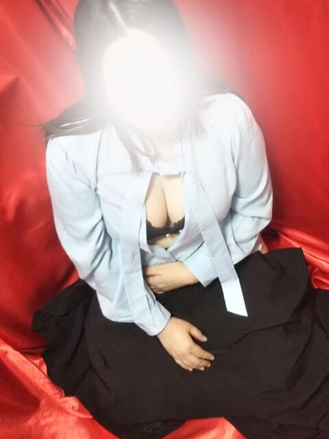 神山 変態美熟女お貸しします。（待ち合わせ型熟女デリヘル）