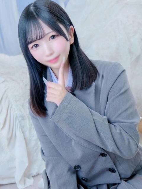 なな E+アイドルスクール（デリヘル）