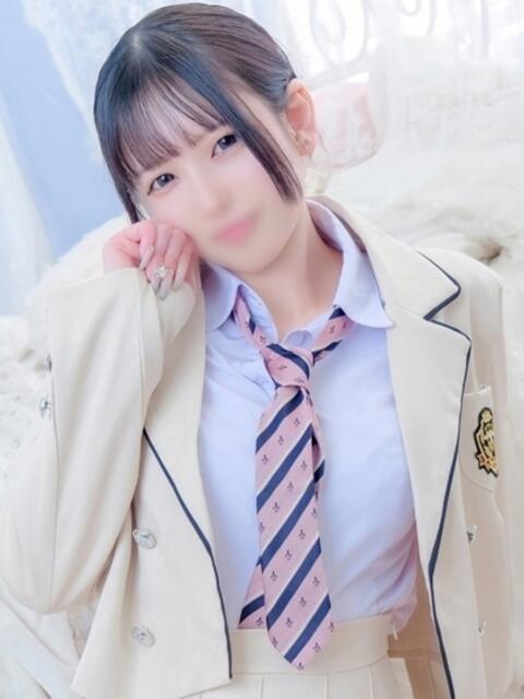 りこ E+アイドルスクール(デリヘル)