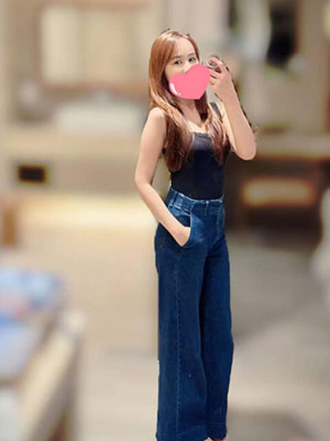 もえみ パジャマでおじゃま（アジアンデリヘル）