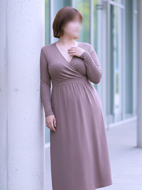 胡桃 ミセスラウンジ東京（人妻系デリヘル）