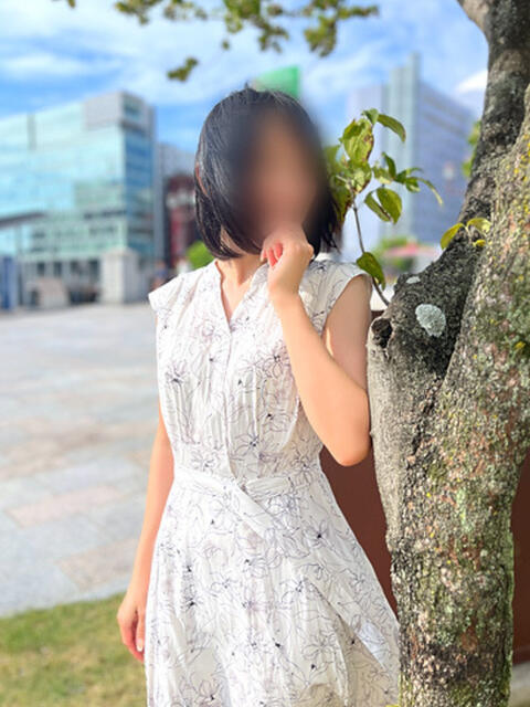 涼山 りん ハレ系 福岡DEまっとる。（店舗型ヘルス）