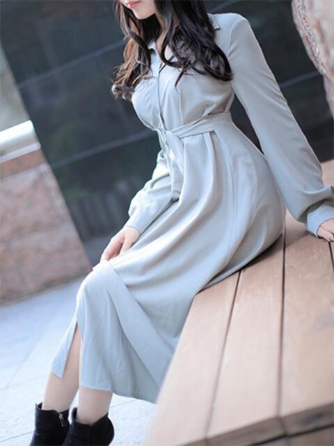 まりな CELEB FACE FUKUOKA（人妻デリヘル）