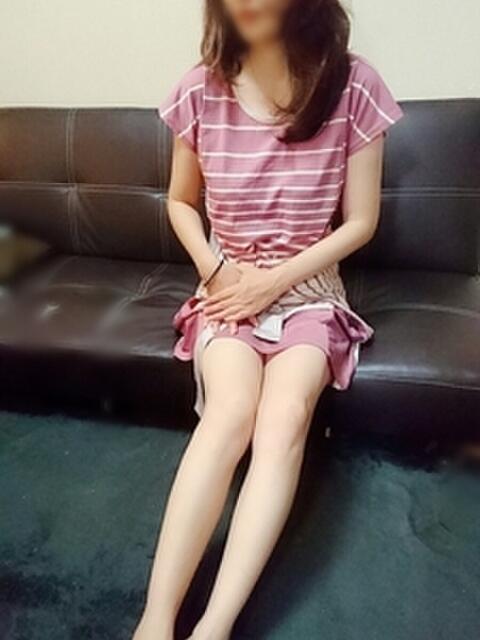 あみ Celeb wife (セレブワイフ)（人妻系デリヘル）