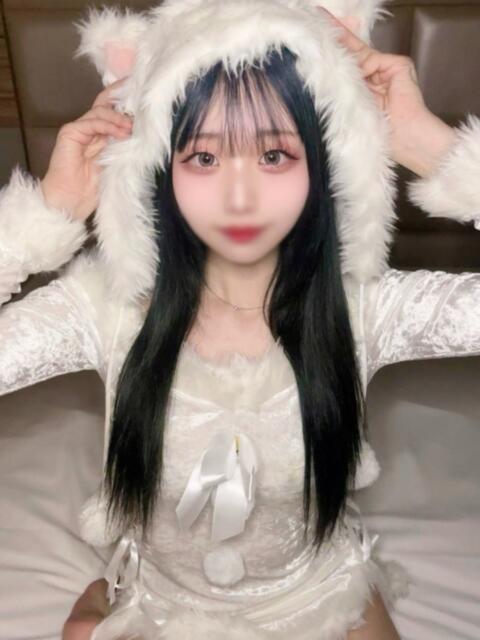 そふぃあ とある風俗店♡やりすぎさーくる新宿大久保店♡で色んな無料オプションしてみました（デリヘル）